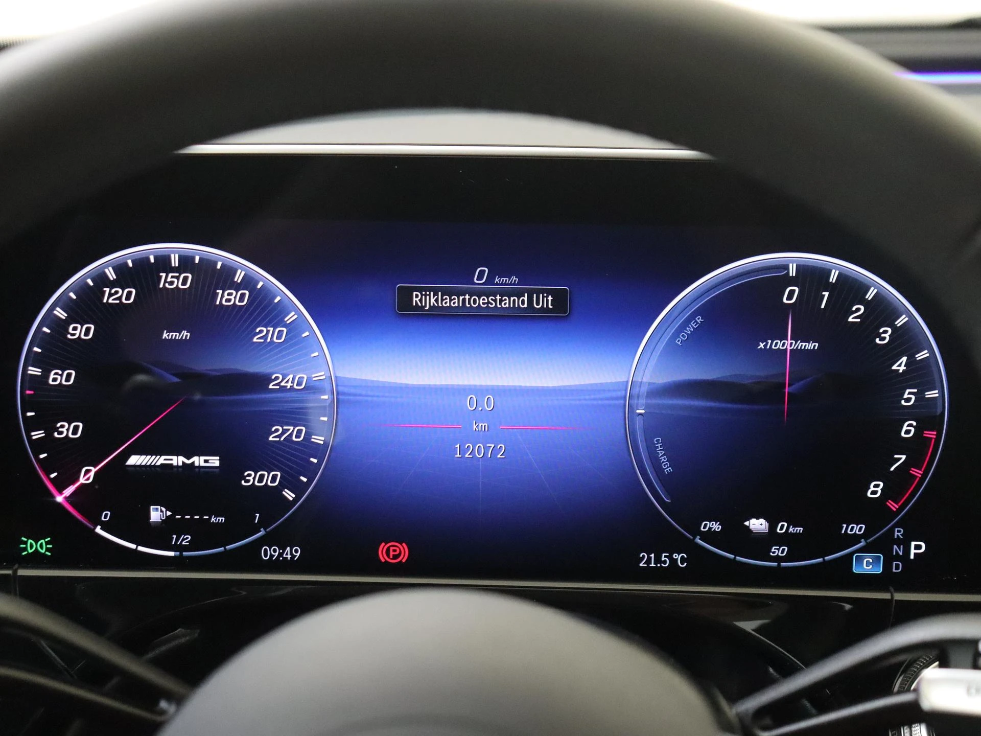 Mercedes-Benz-E-Klasse-image-18