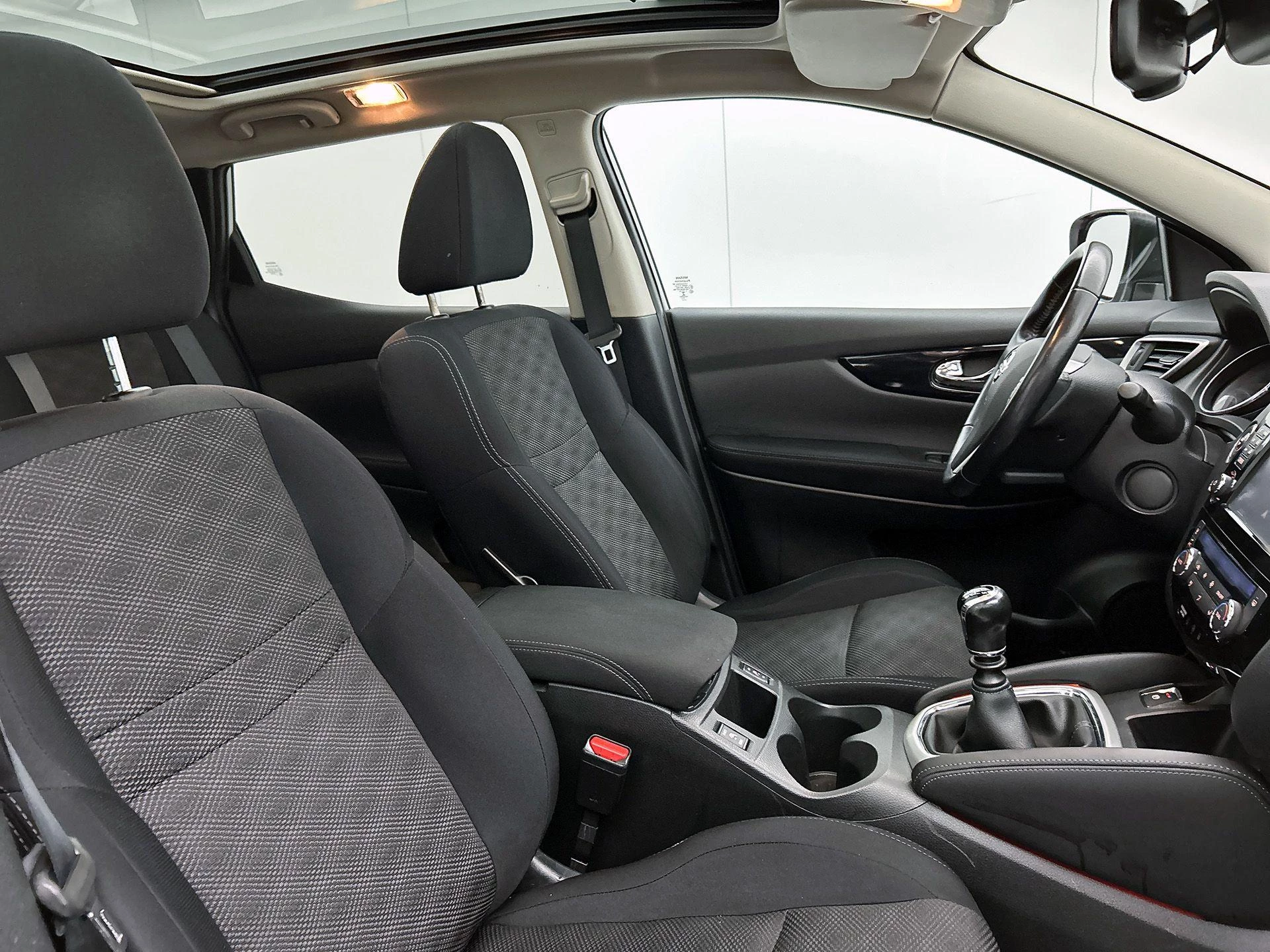 Nissan QASHQAI 1.6 Connect Edition