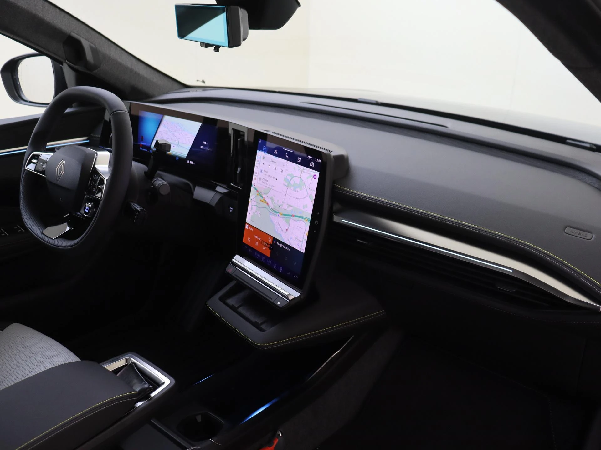 Renault Scénic E-Tech EV87 long range iconic