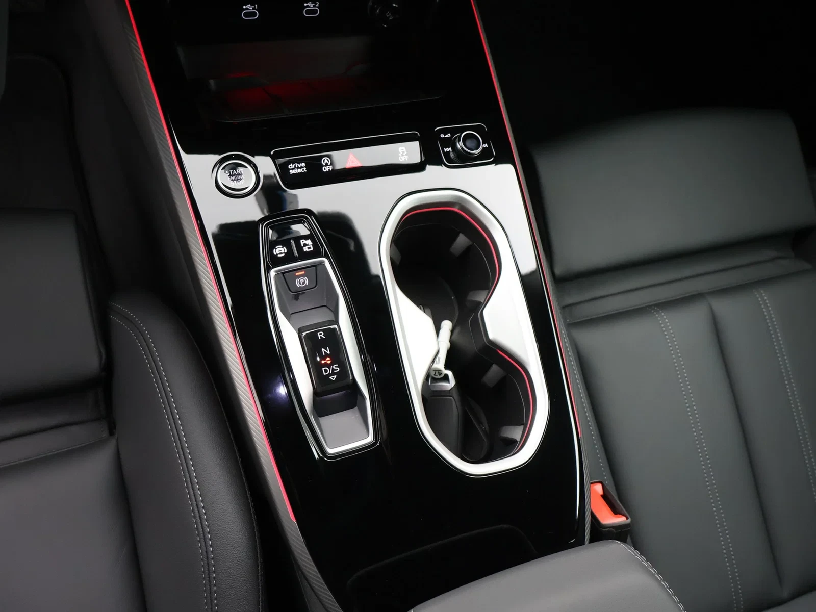 Audi-A6-image-13