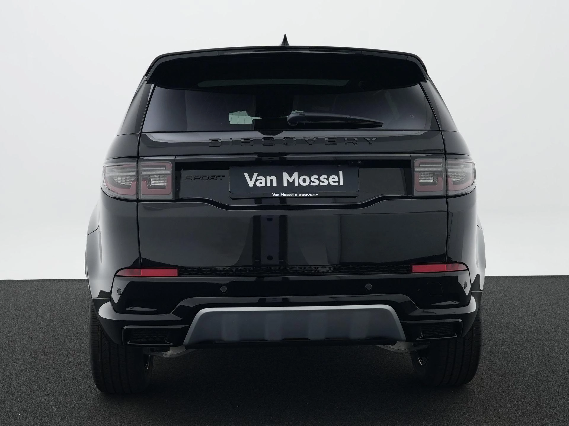 Land Rover-Discovery Sport-image-4
