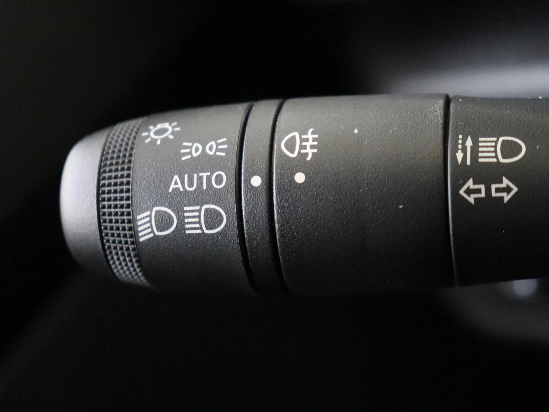 Dacia-Spring-image-19