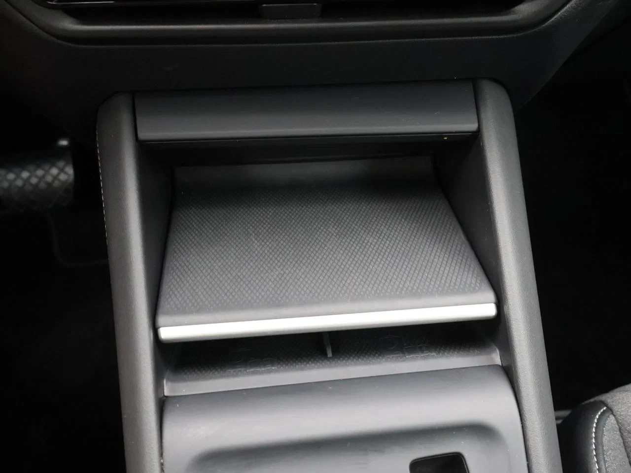 Volkswagen Tayron VW Tayron 1.5eTSI mHEV 150PK *AUTOMAAT*360°CAMERA*7 ZITPLAATSEN*ACC*PDC*NAVI*APP-CONNECT*LED*...*