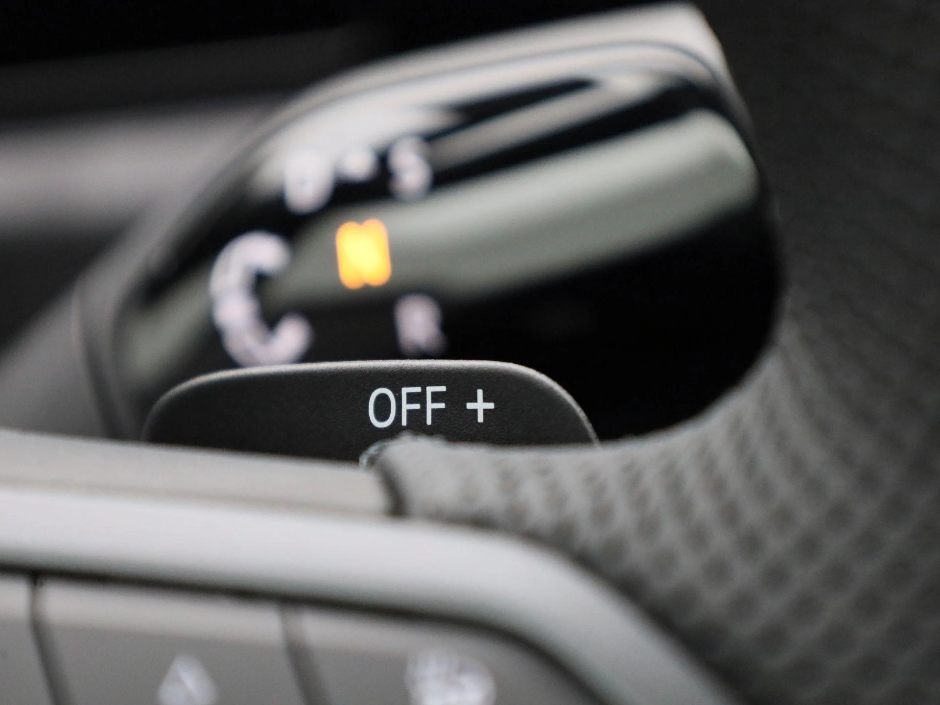 Volkswagen-Tiguan-image-31