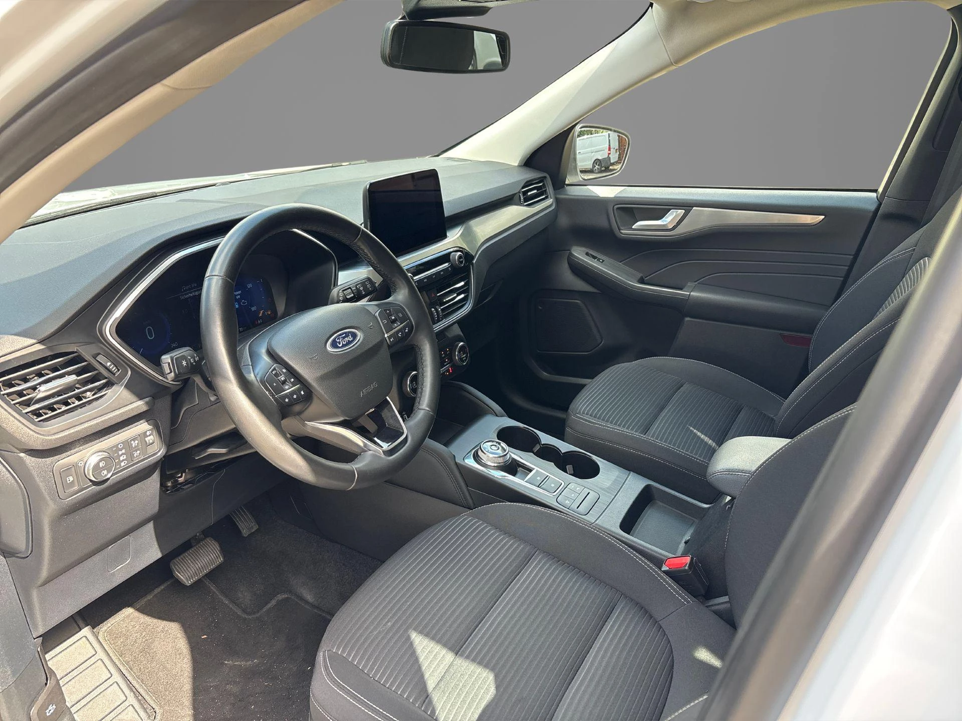 Ford-Kuga-image-13