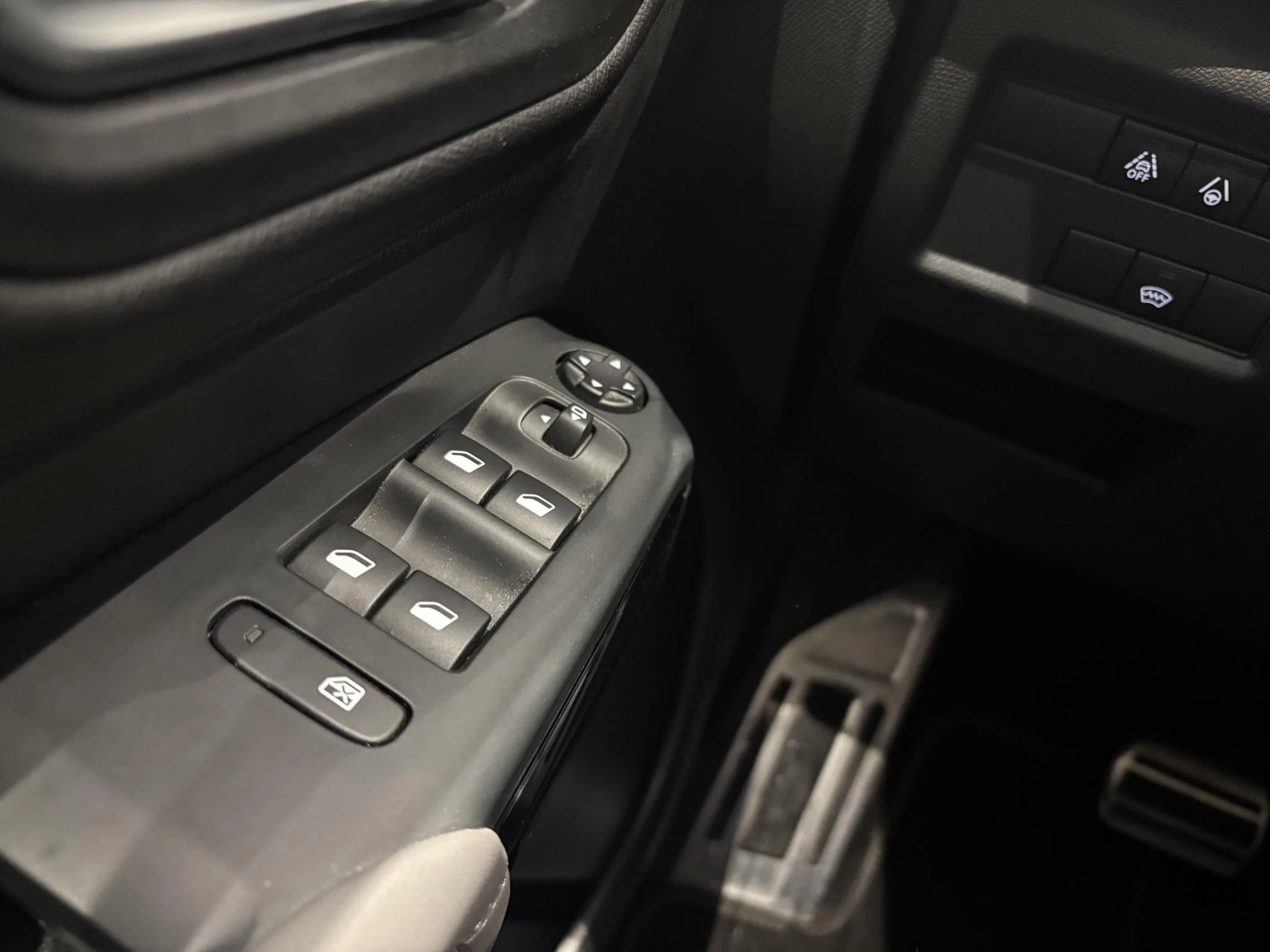 Citroën-C5 Aircross-image-15