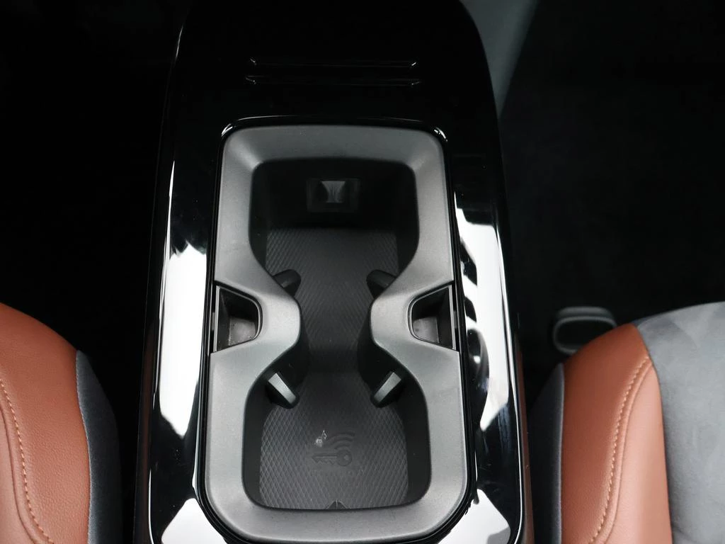 Volkswagen ID.4 1st 204PK *ALCANTARA*LEDER*ACC*LANE-ASSIST*NAVI*CAMERA*ZETELVERWARMING*...*