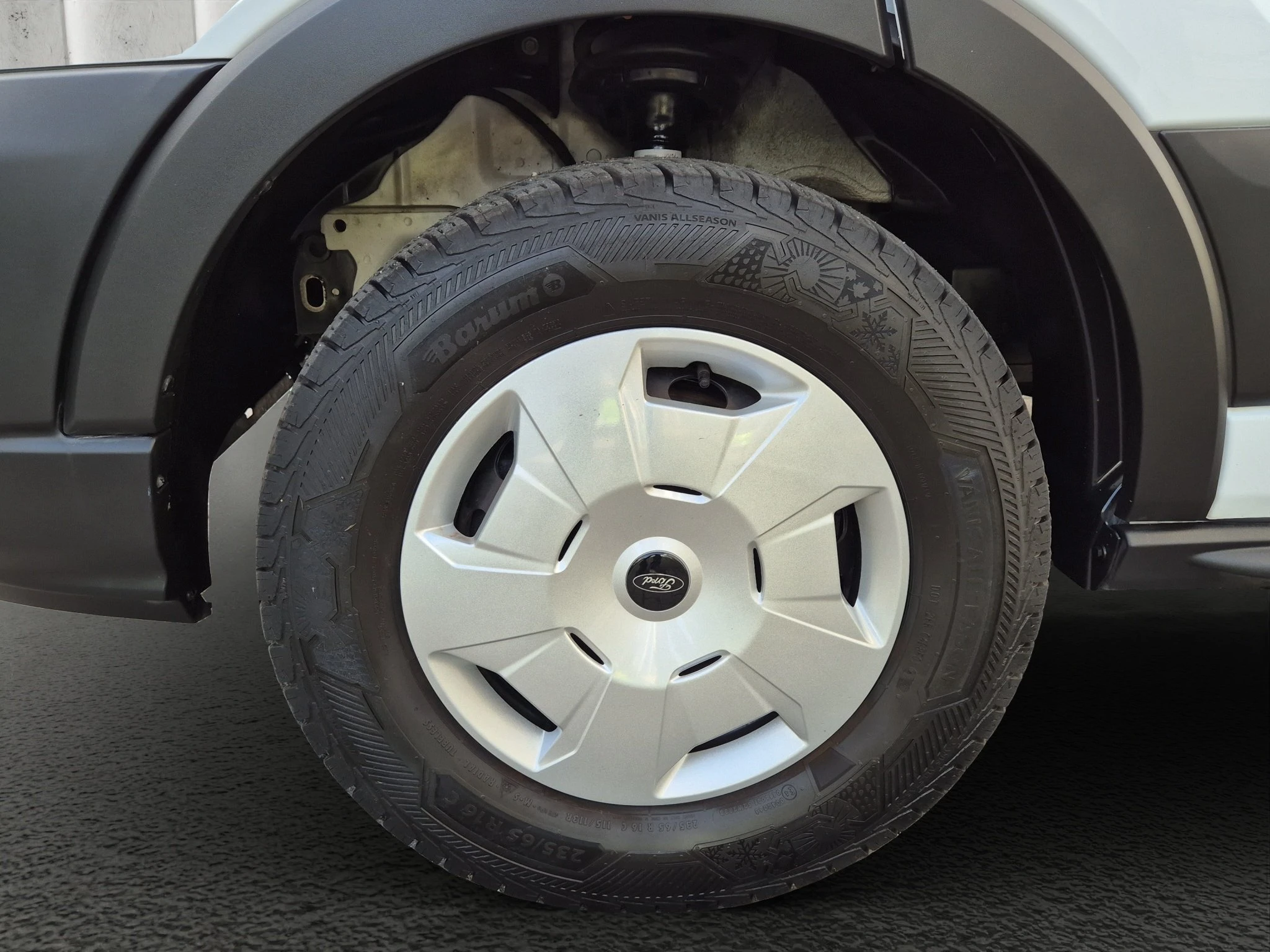 Ford-Transit-image-8