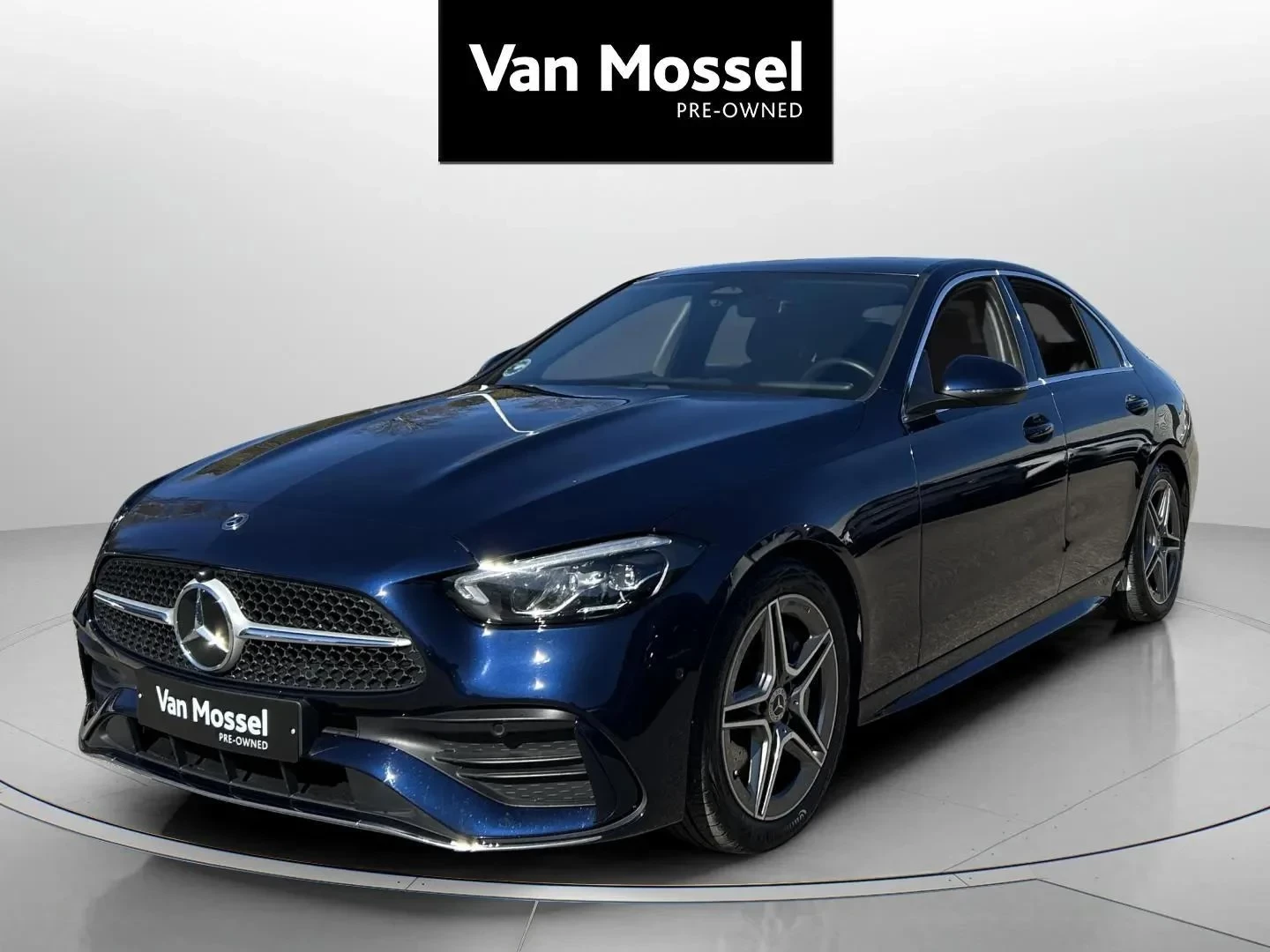 Mercedes-Benz-C-Klasse-image-0