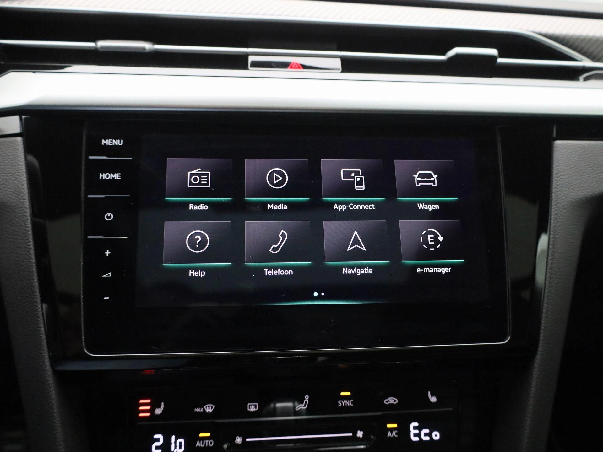 Volkswagen-Arteon-image-16