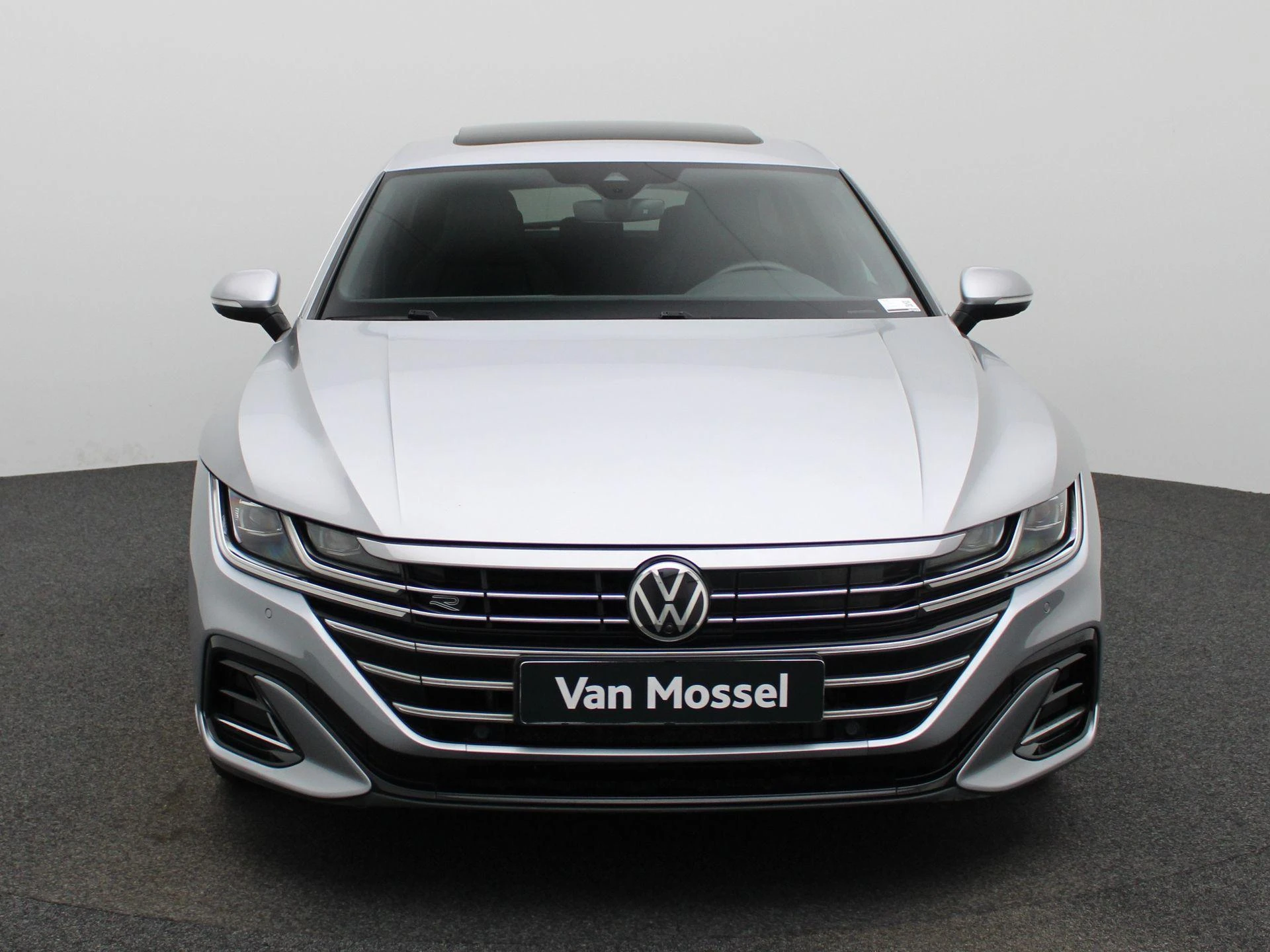 Volkswagen-Arteon-image-2