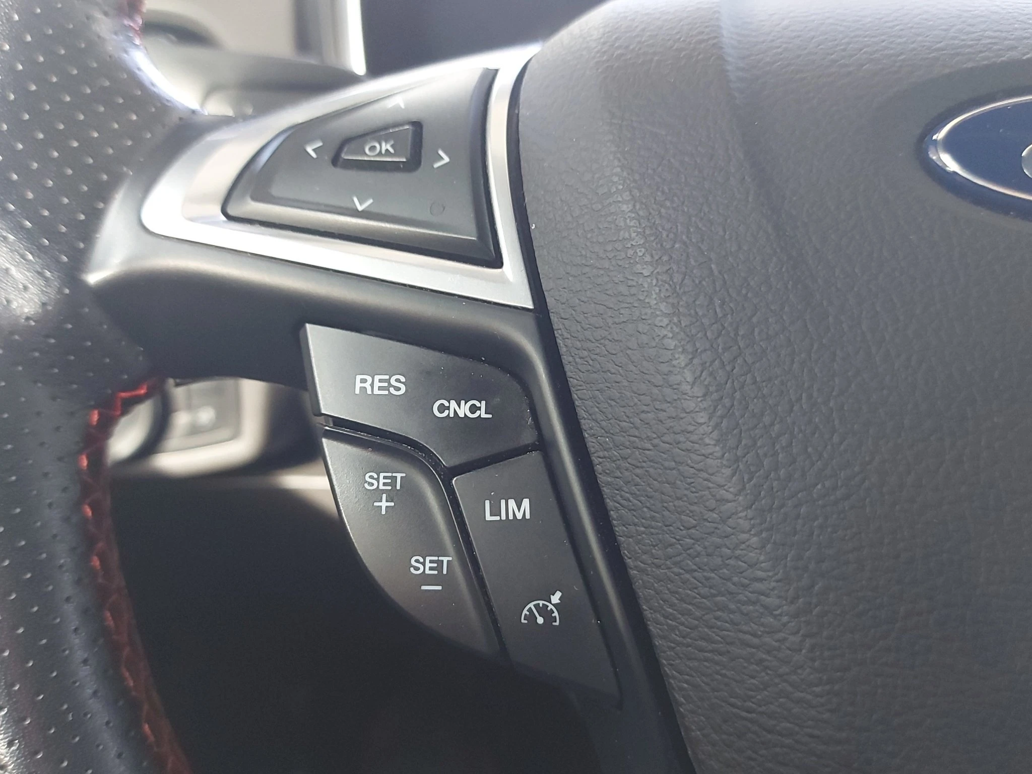 Ford-Mondeo-image-22