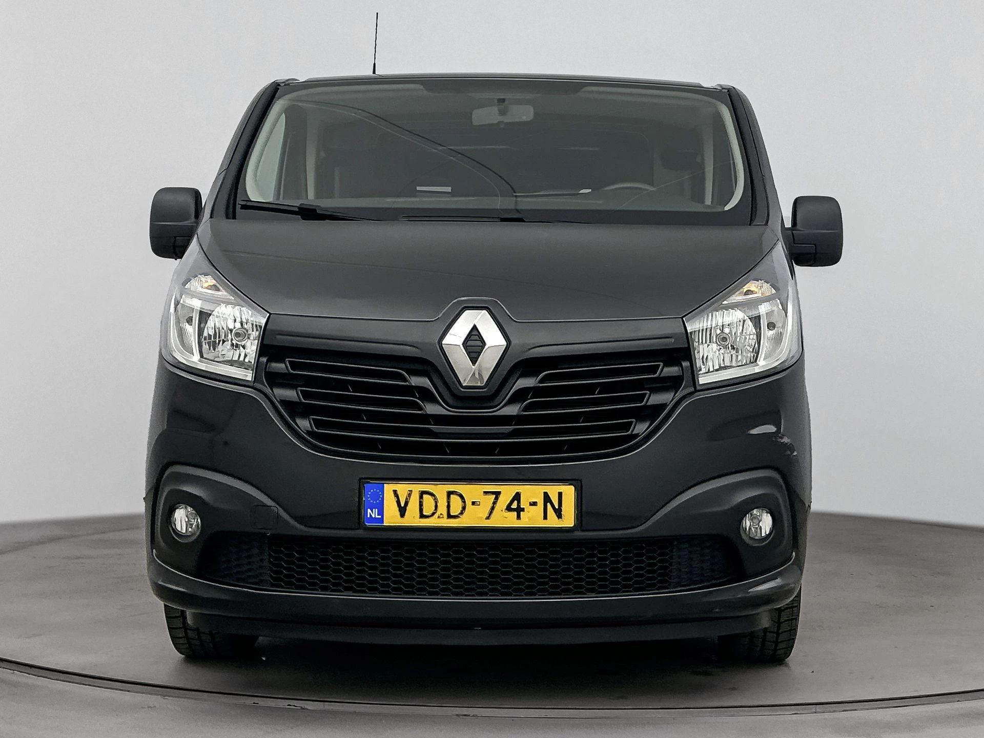 Renault-Trafic-image-6