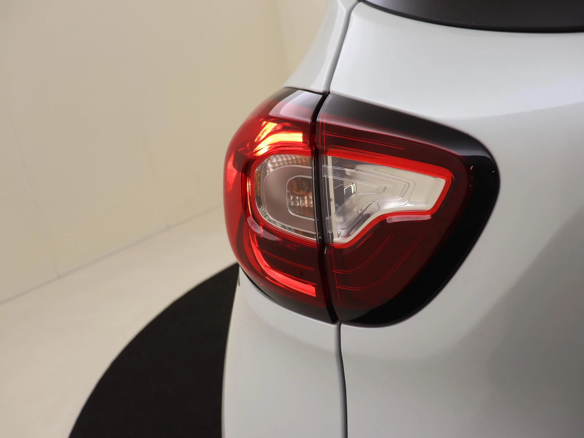 Renault-Captur-image-29