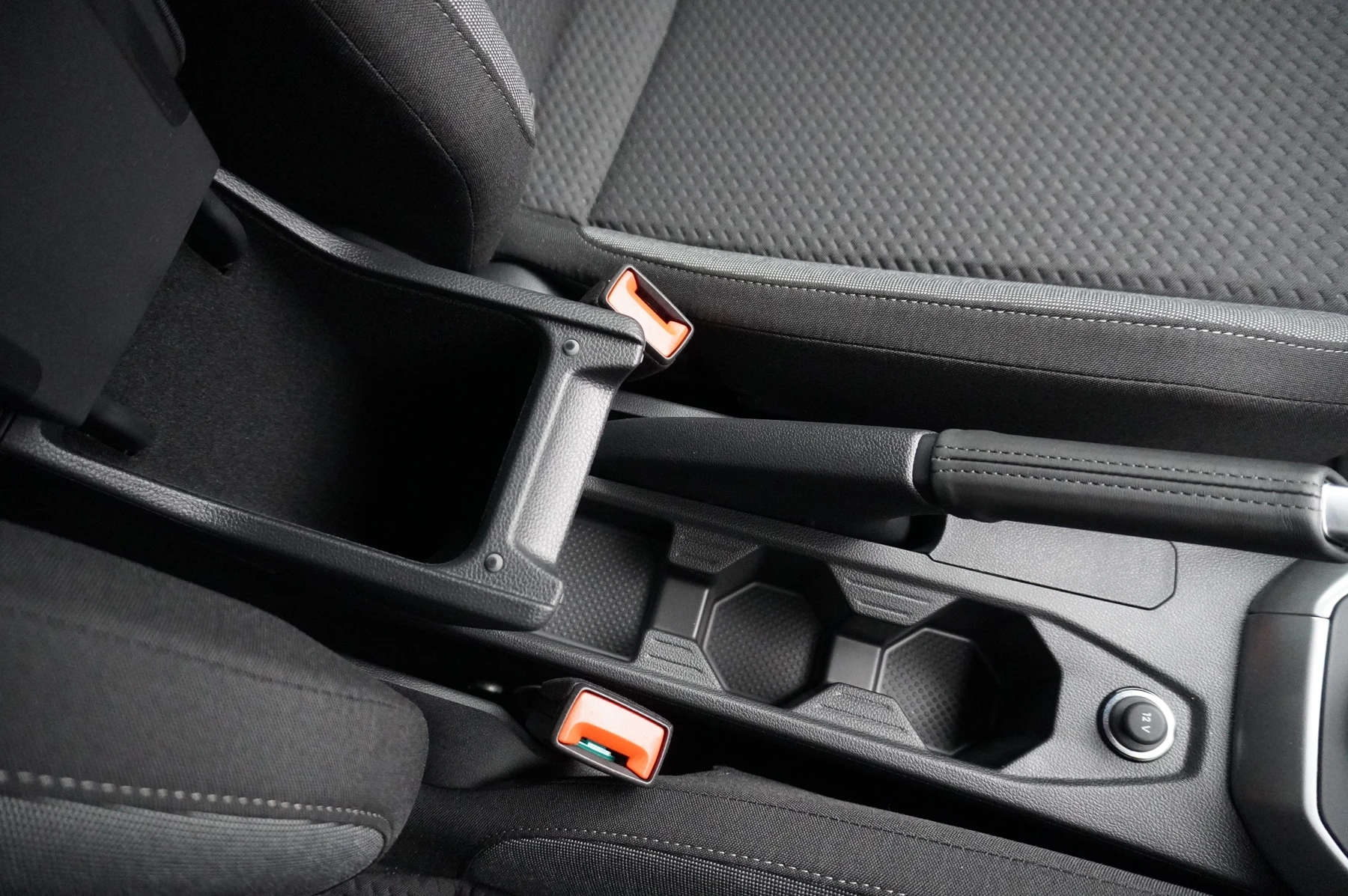 Volkswagen-Polo-image-34