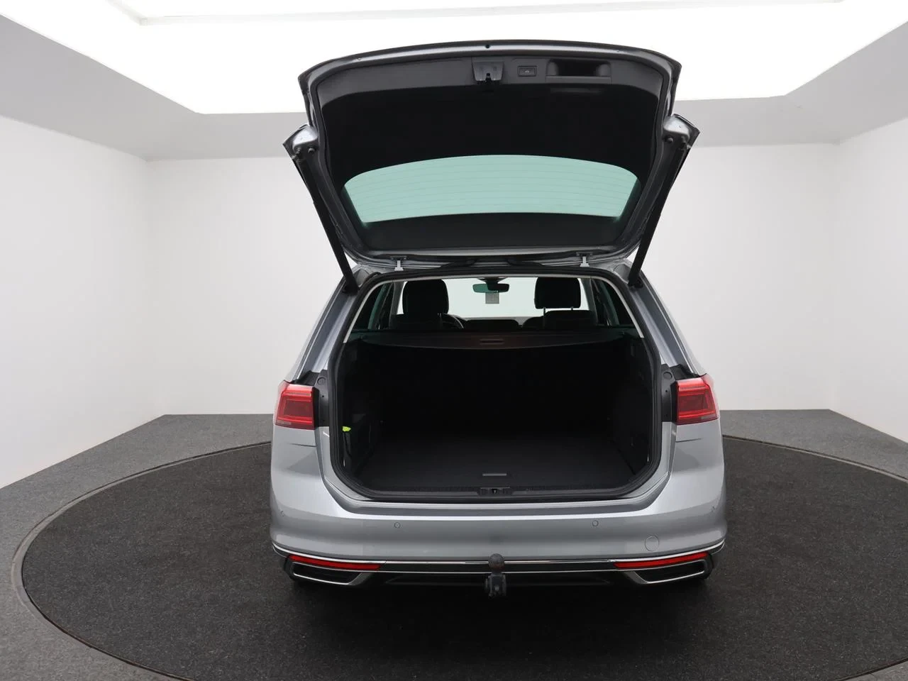 Volkswagen-Passat-image-29