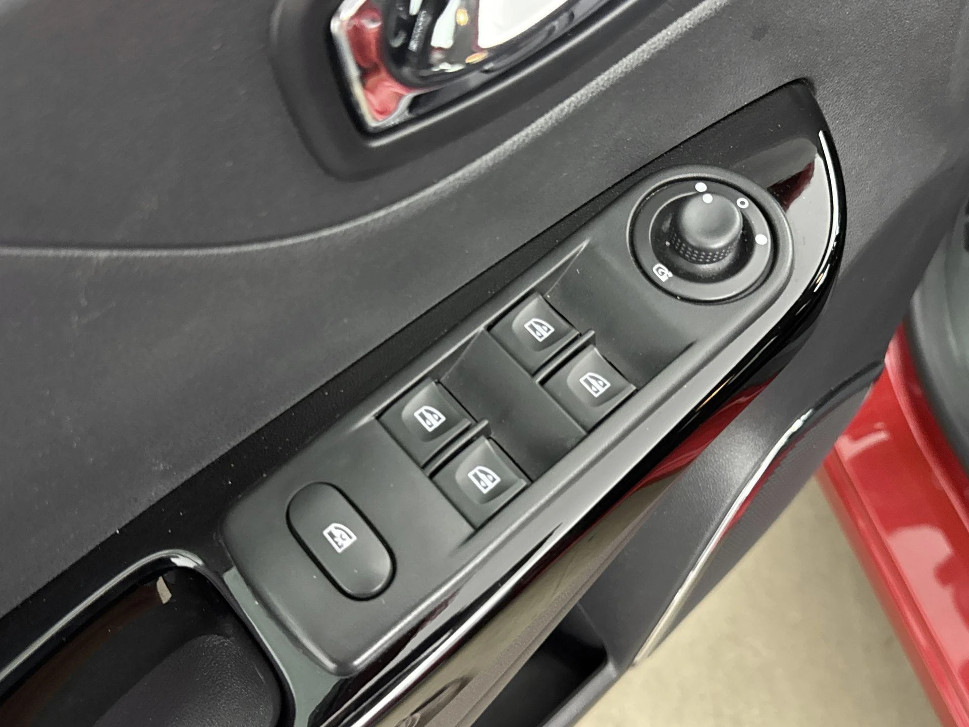 Renault-Captur-image-13