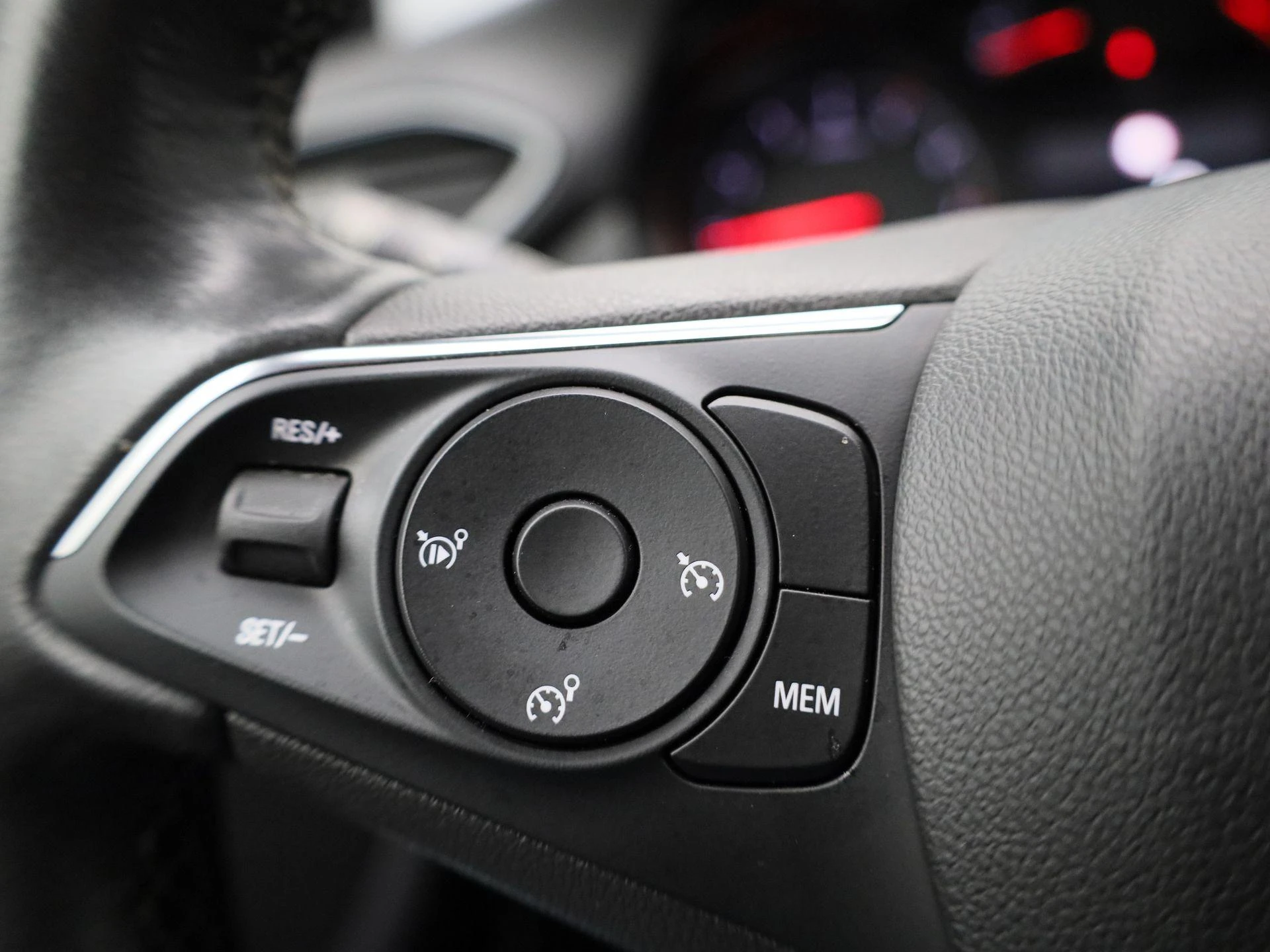 Opel-Crossland-image-16