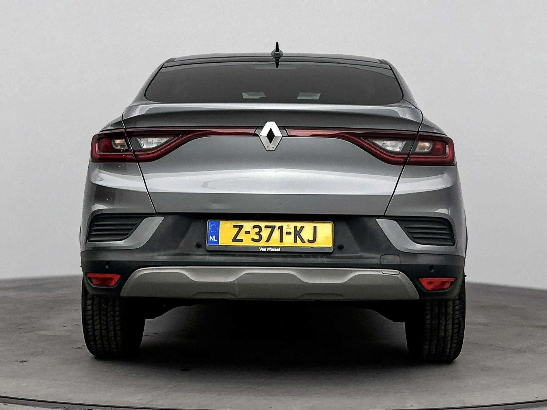 Renault-Arkana-image-2