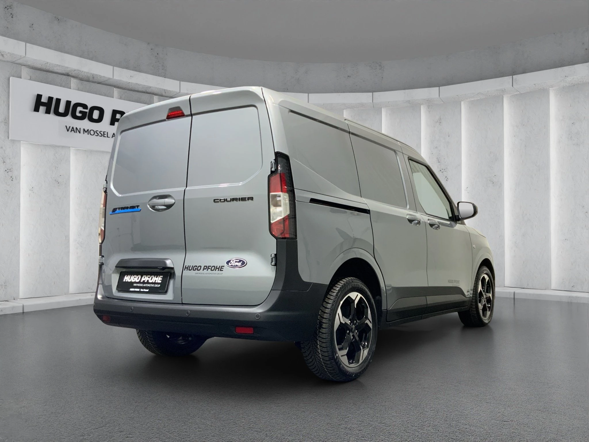 Ford Transit Courier Limited Elektromotor Lieferwagen *Lieferung ab Oktober 2026*