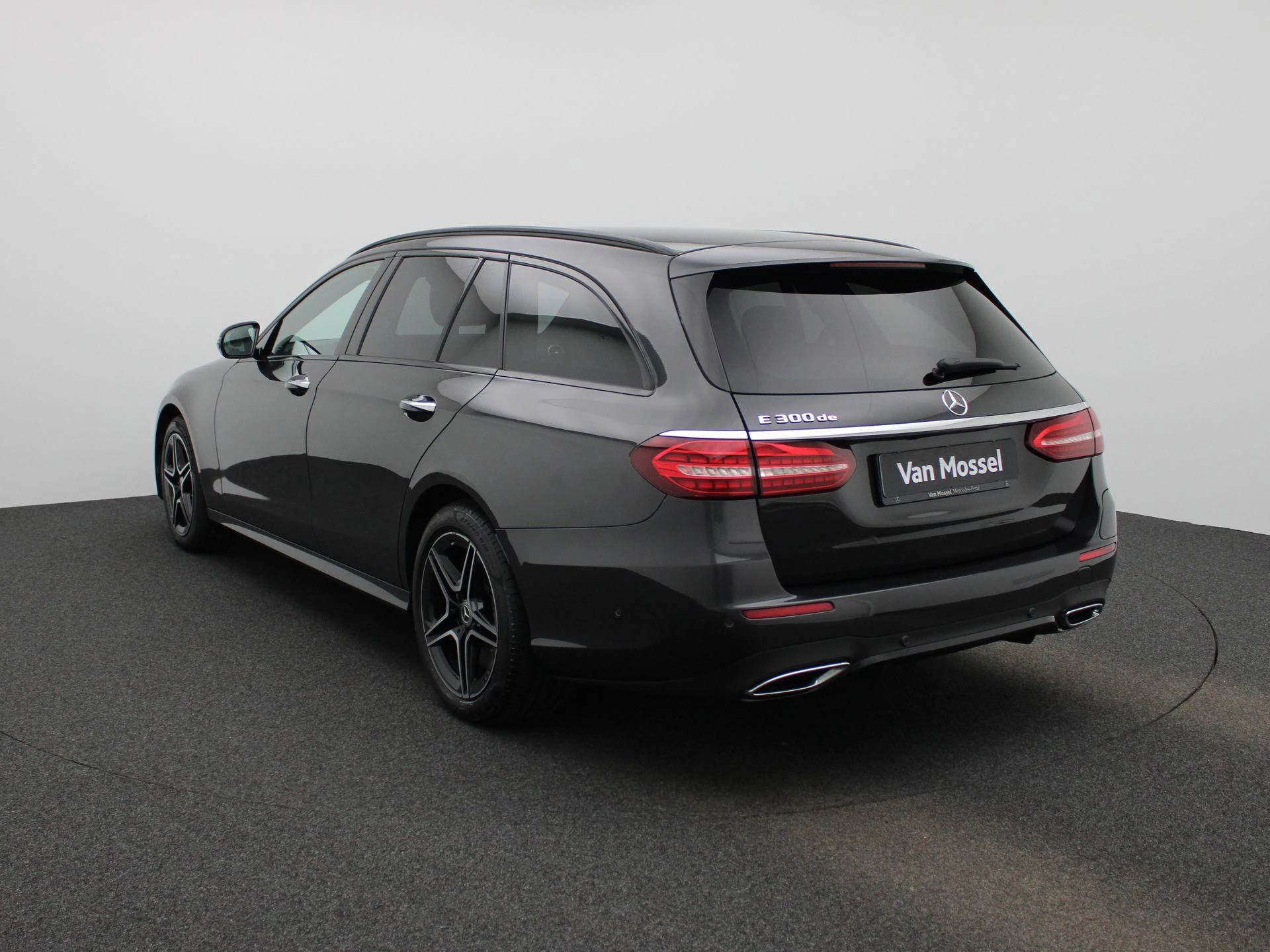 Mercedes-Benz-Classe E-image-1