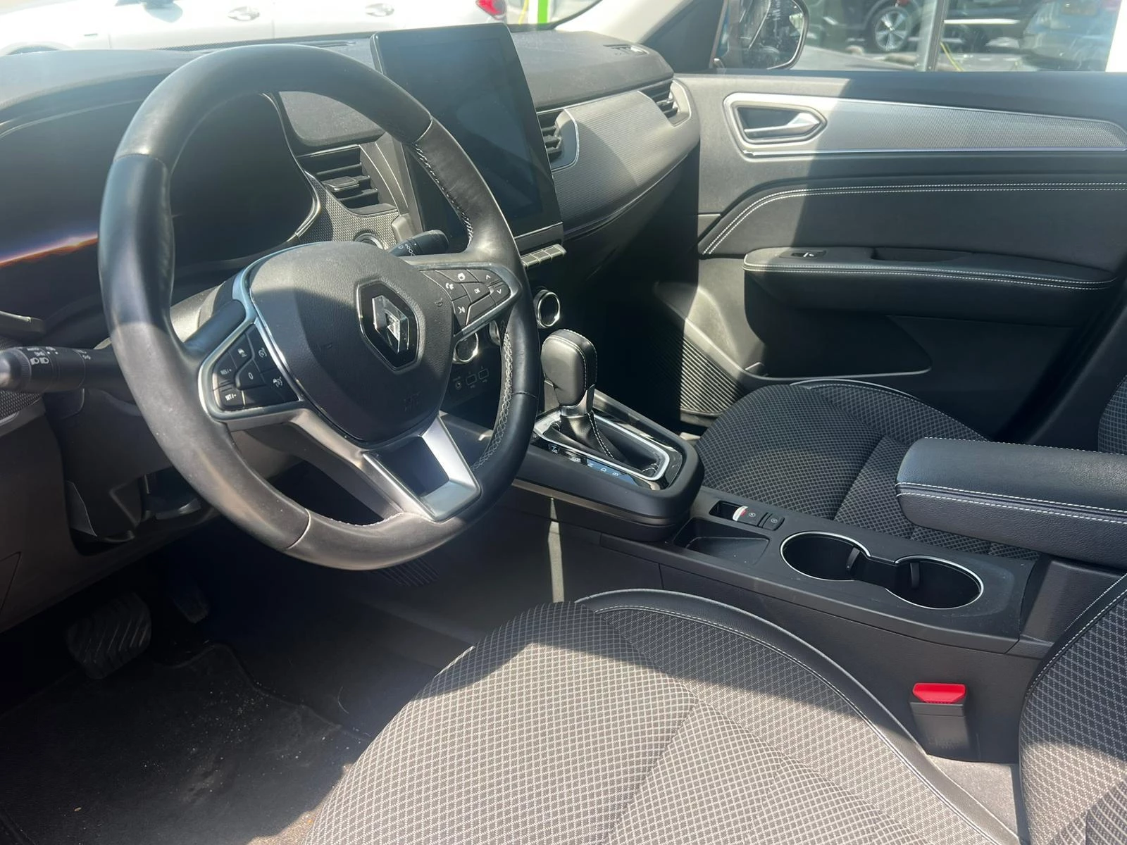 Renault Arkana 1.6 E-Tech Hybrid 145 Intens