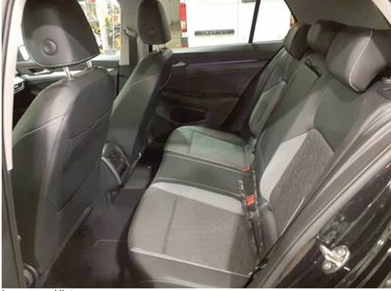 Volkswagen-Golf-image-3