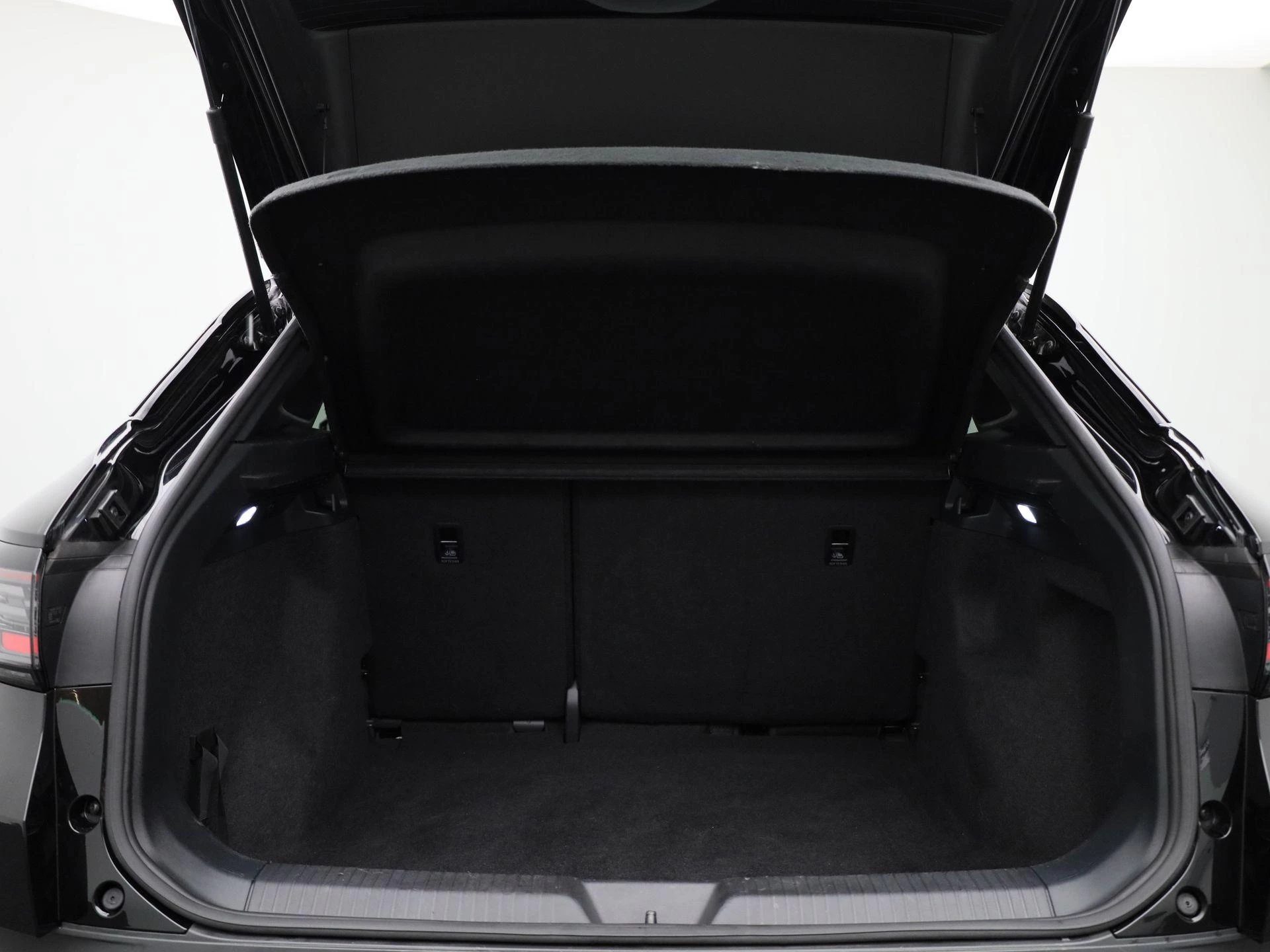 Volkswagen-ID.4-image-12