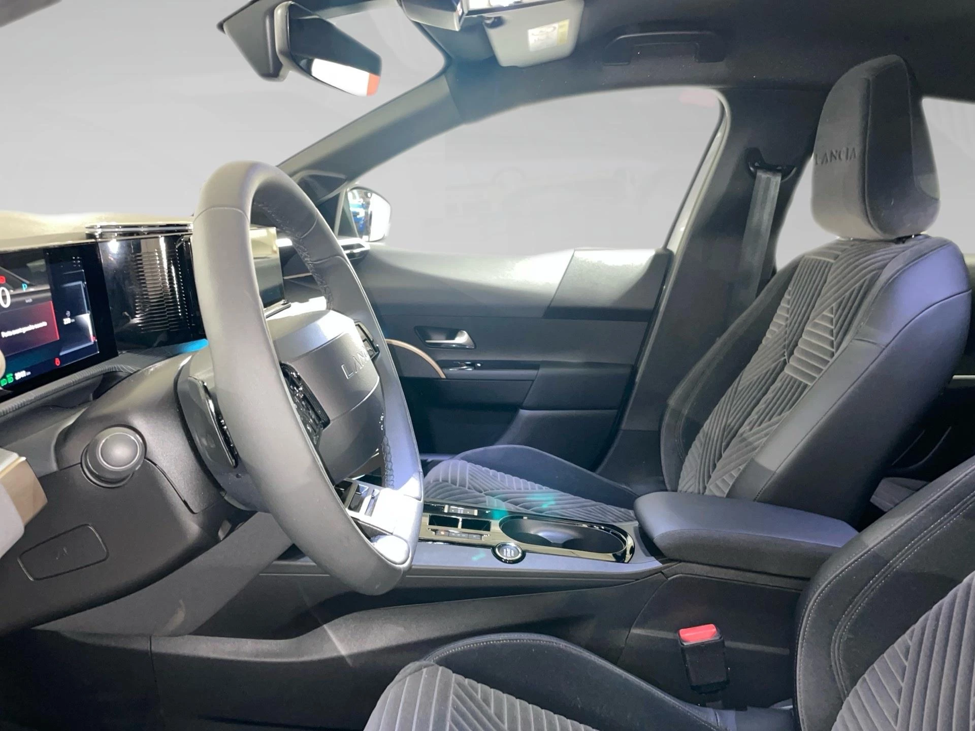 Lancia-Ypsilon-image-3