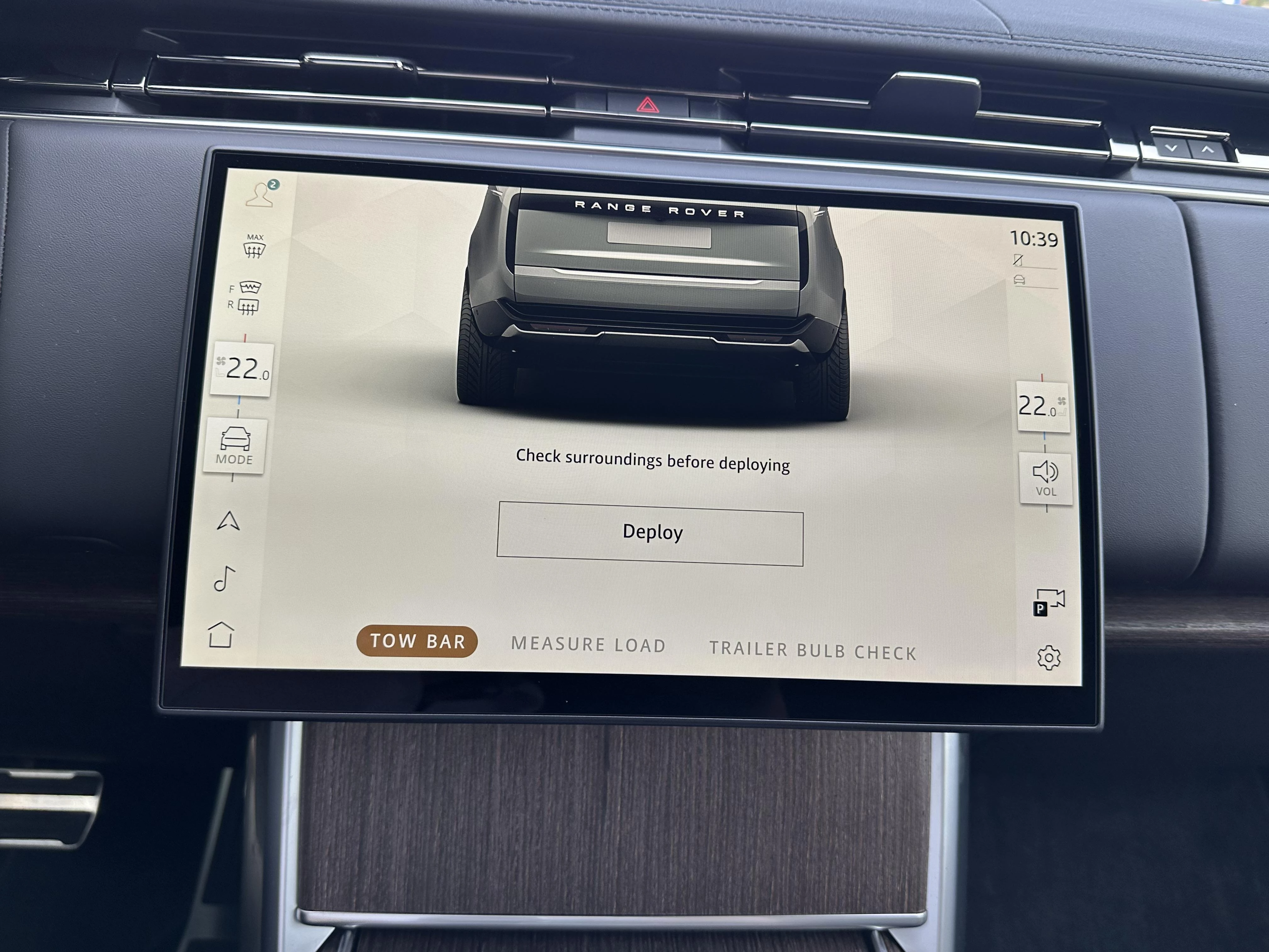 Land Rover-Range Rover-image-23