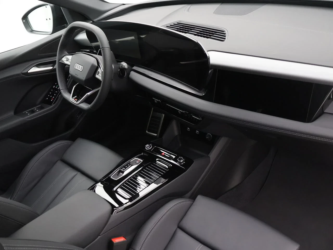 Audi-Q6 e-tron-image-23