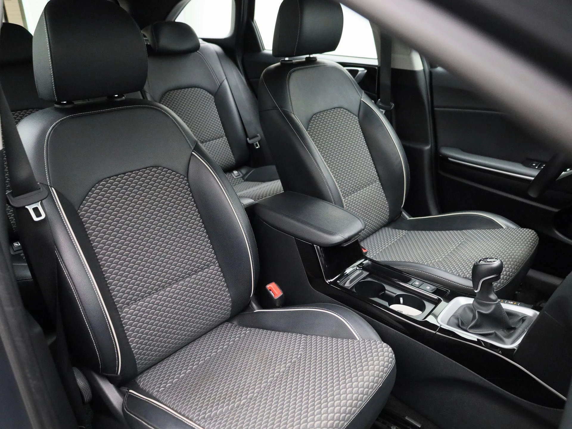 Kia-cee'd-image-36