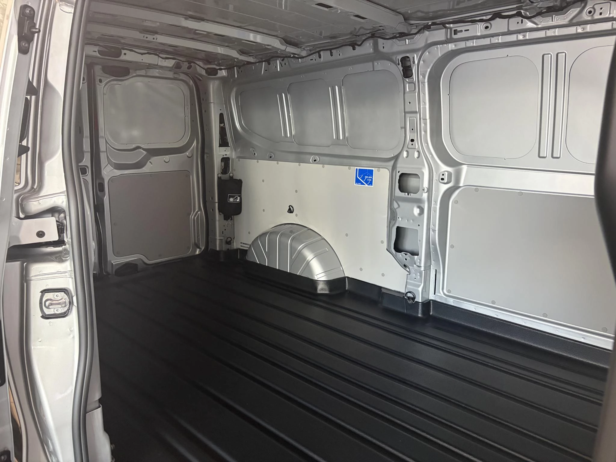 Ford E-Transit Custom 340 L2H1 Limited 71 kWh