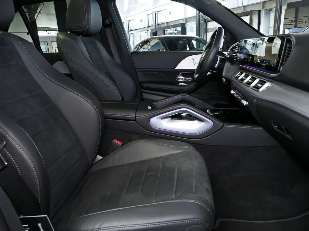 Mercedes-Benz-GLE 450 d-image-11