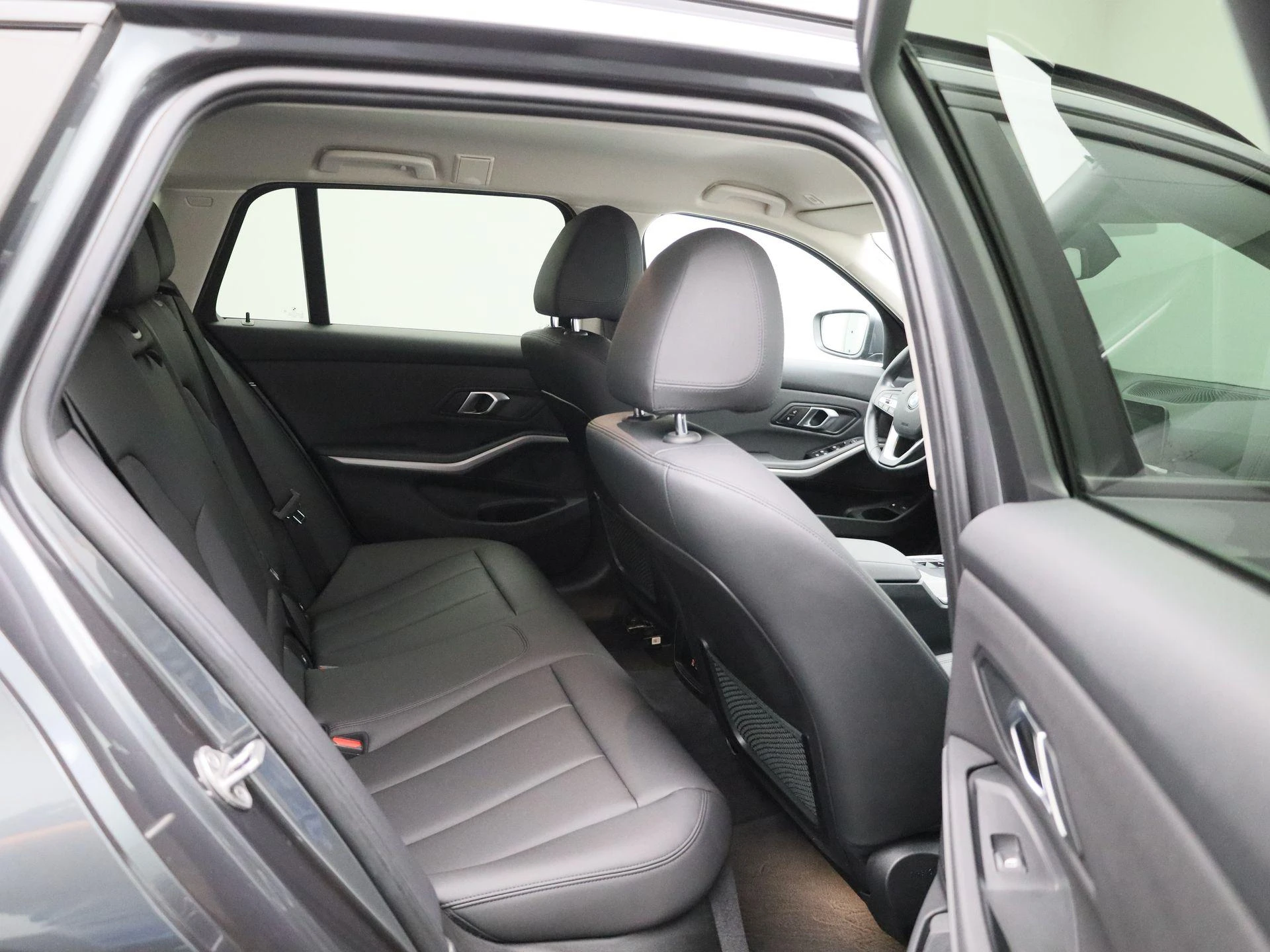 BMW-3 Serie-image-37