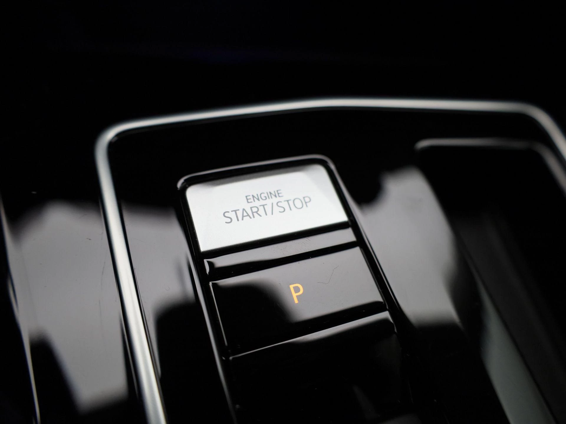 Volkswagen-Golf-image-30