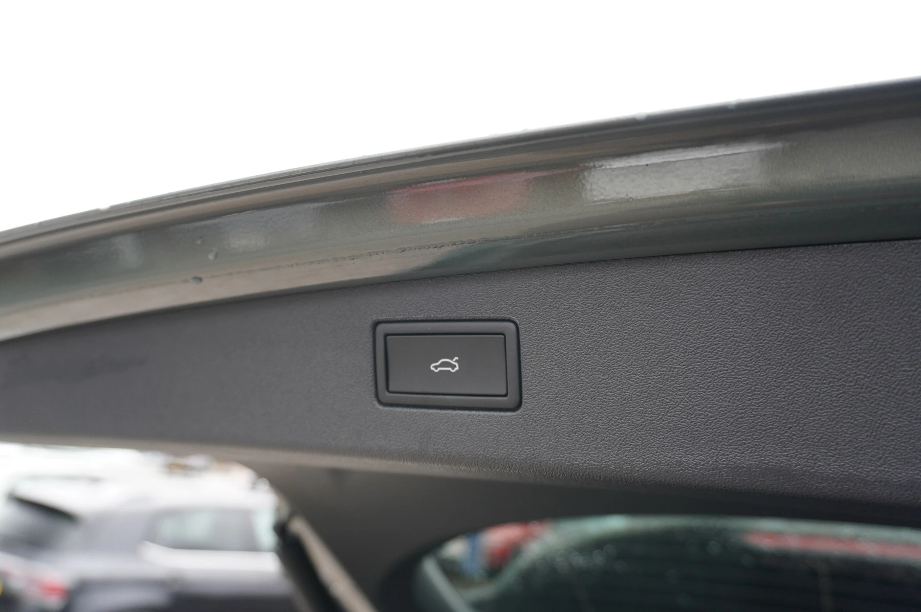 Volkswagen-Tiguan-image-11