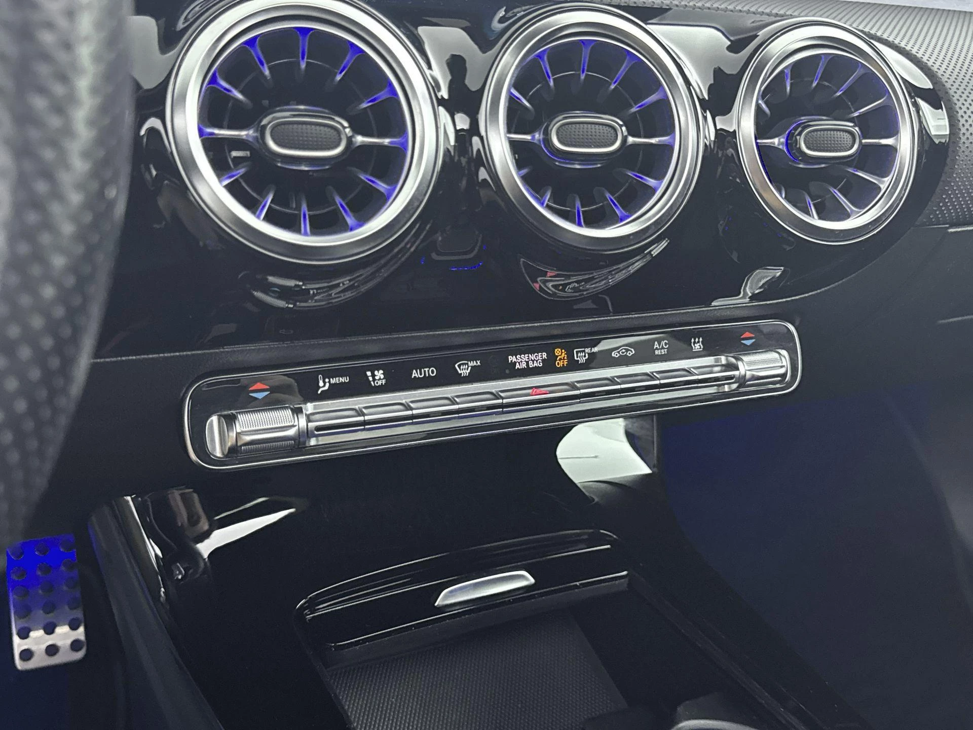 Mercedes-Benz A-Klasse 250 e Business Solution AMG Limited