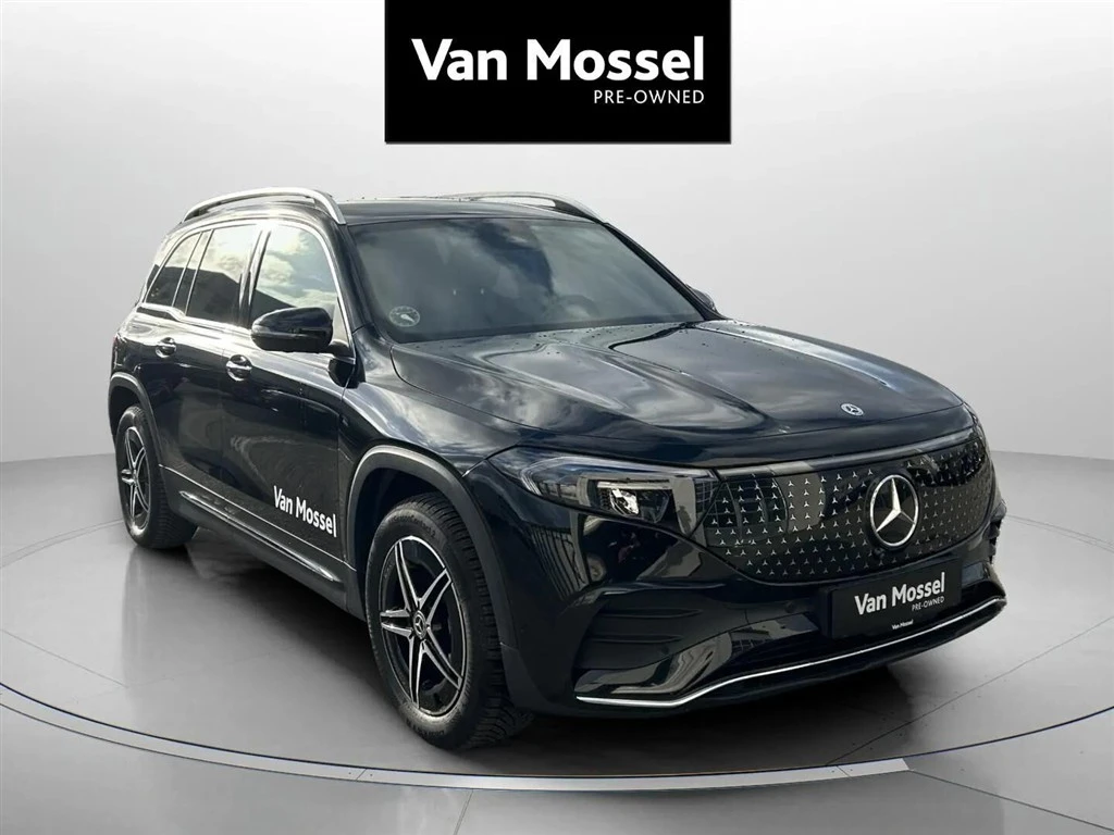 Mercedes-Benz-EQB-image-2