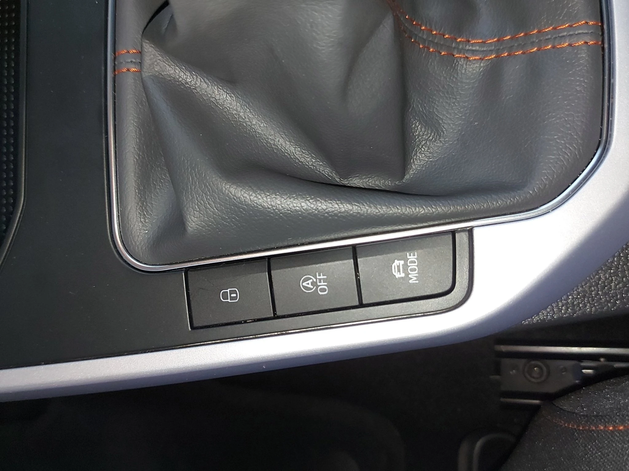 SEAT-Arona-image-22