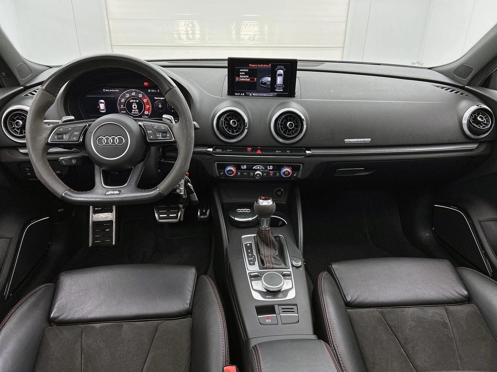 Audi-RS3-image-17