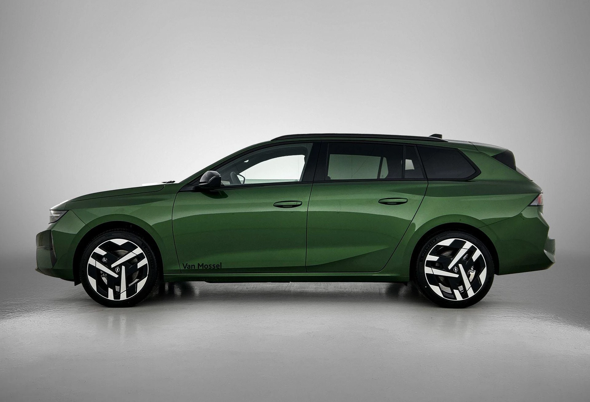 Opel-Astra-image-1