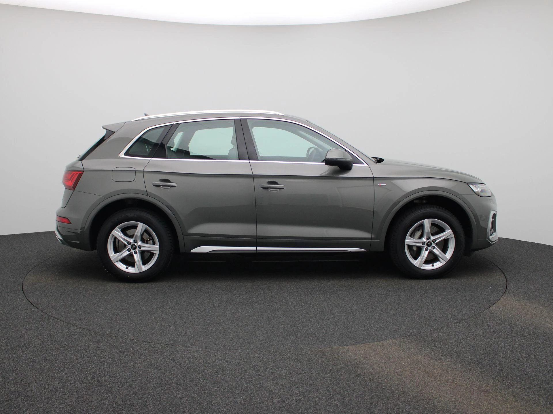 Audi-Q5-image-5