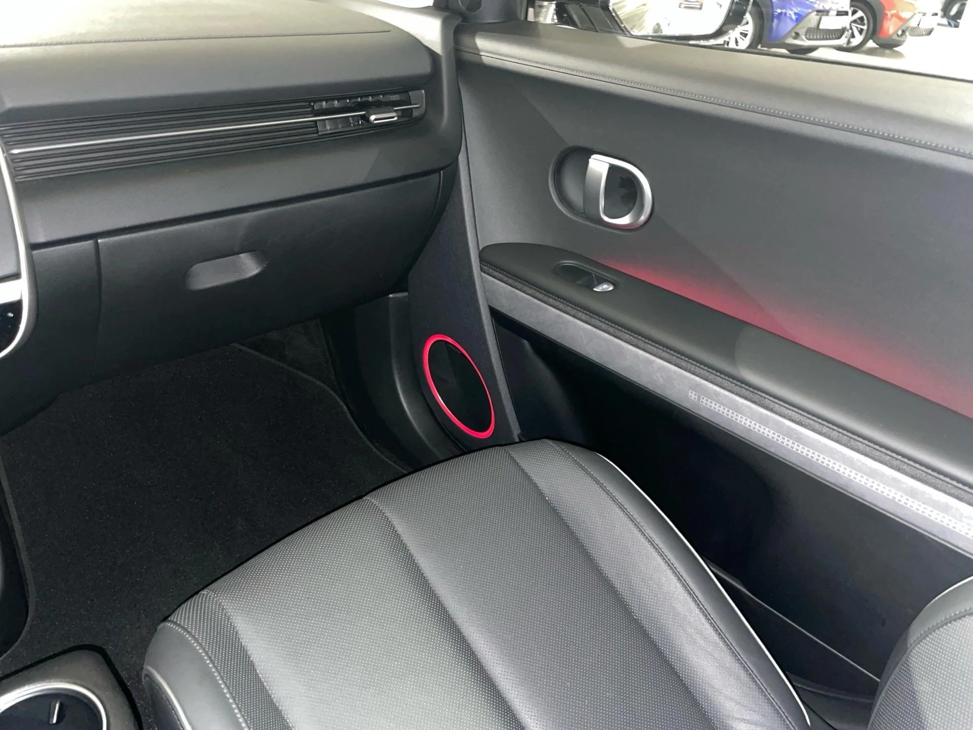 Hyundai IONIQ 73kWh Balance Vision