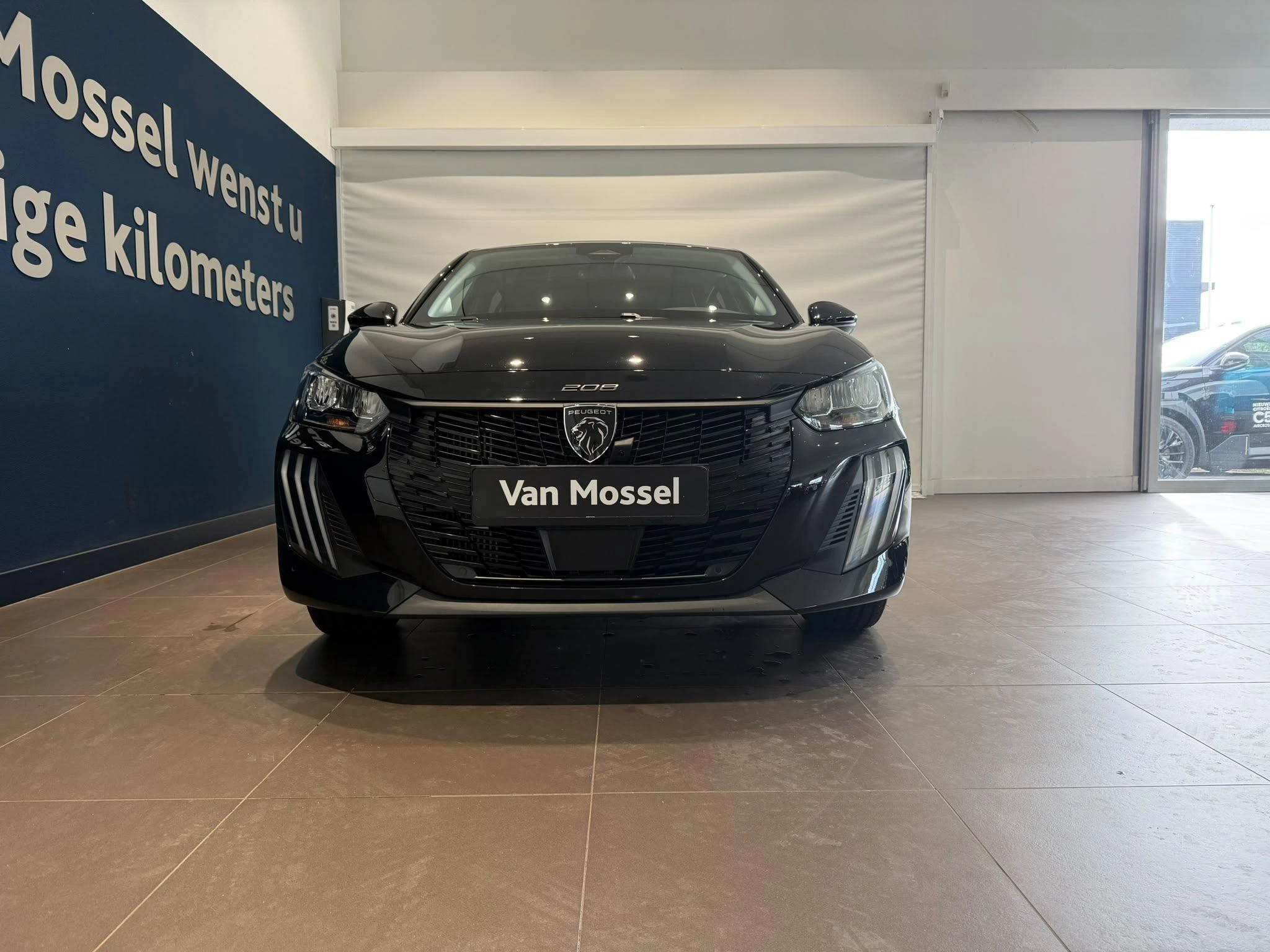 Peugeot-208-image-3
