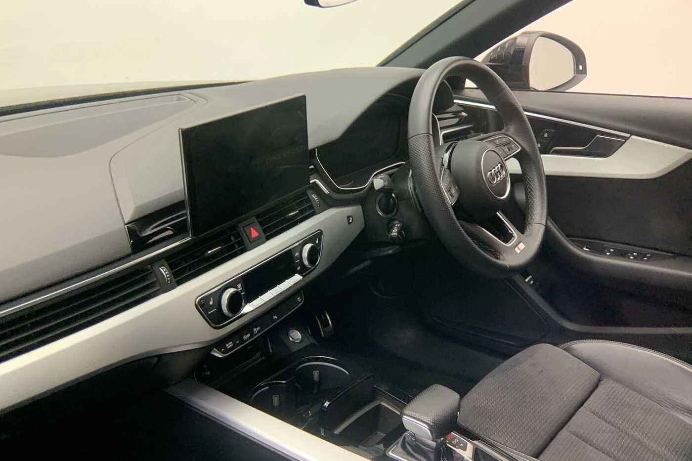 Audi-A4-image-11