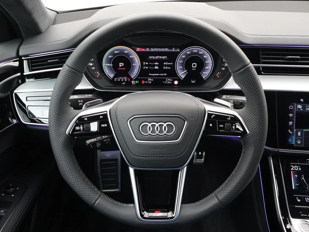 Audi-A8-image-22