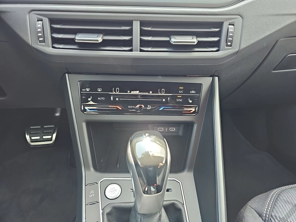 Volkswagen Taigo 1.0l TSI DSG R-Line *Rear View*ACC*Keyless