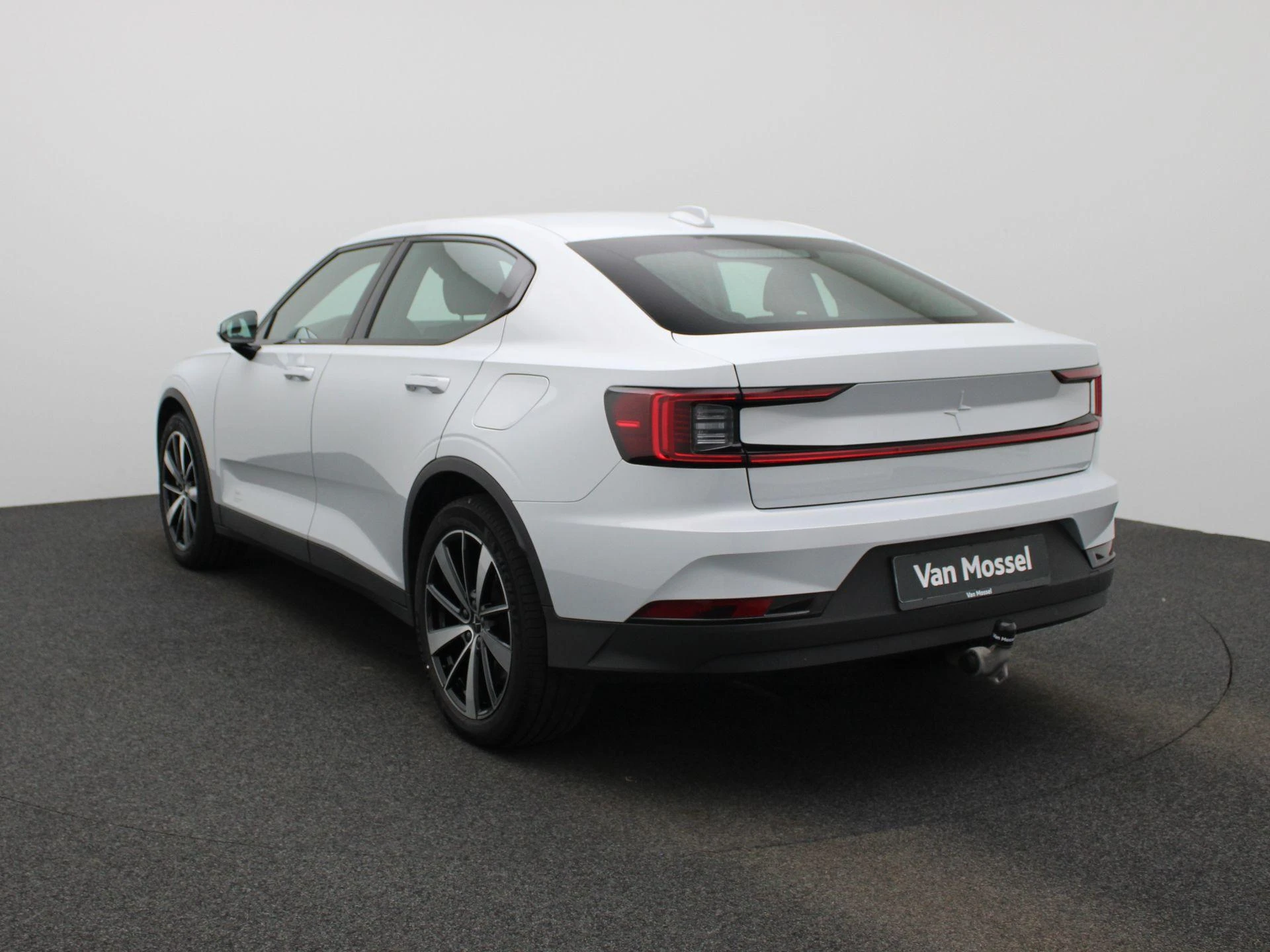 Polestar-2-image-1