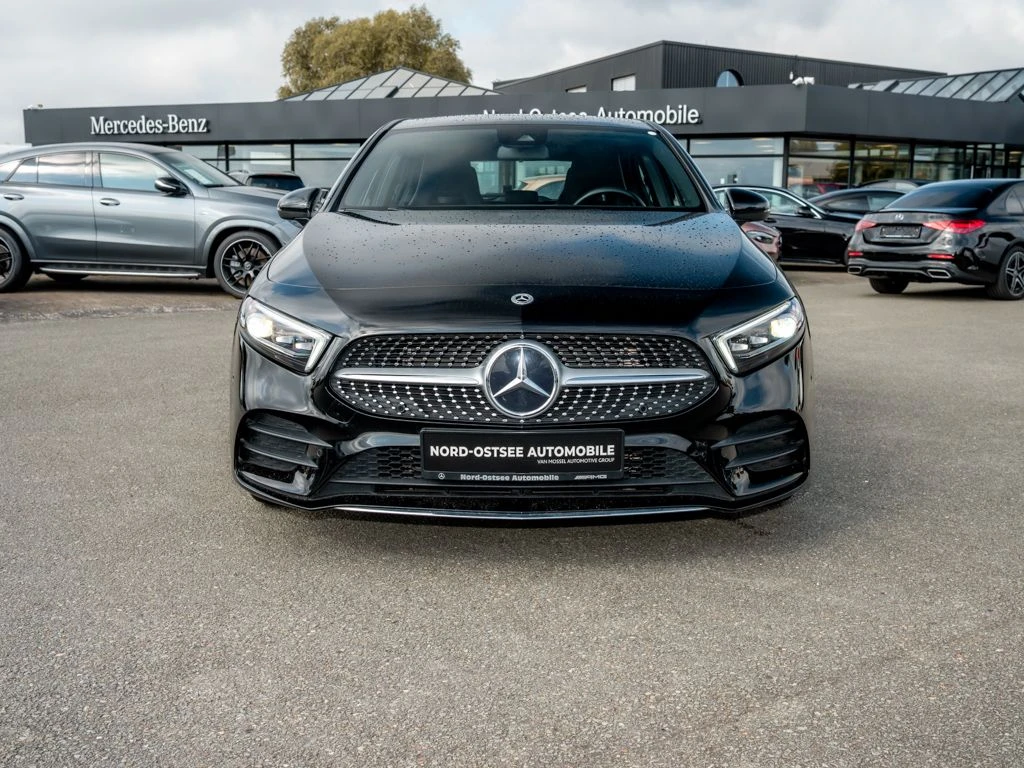 Mercedes-Benz-A-Klasse 180-image-3